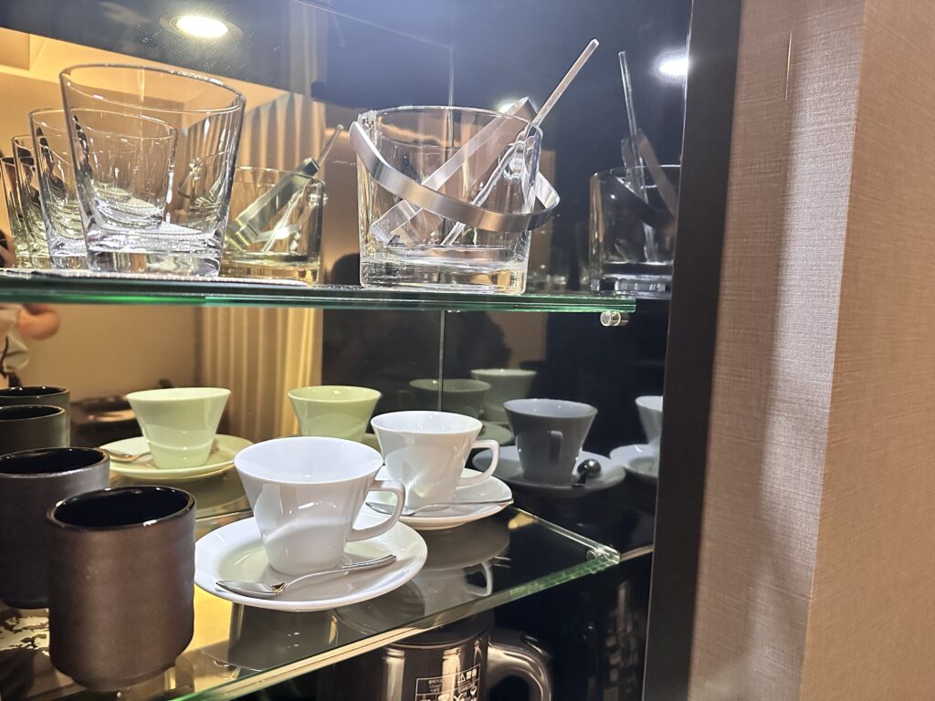 三井ガーデンホテル名古屋プレミア　お茶　コップ　