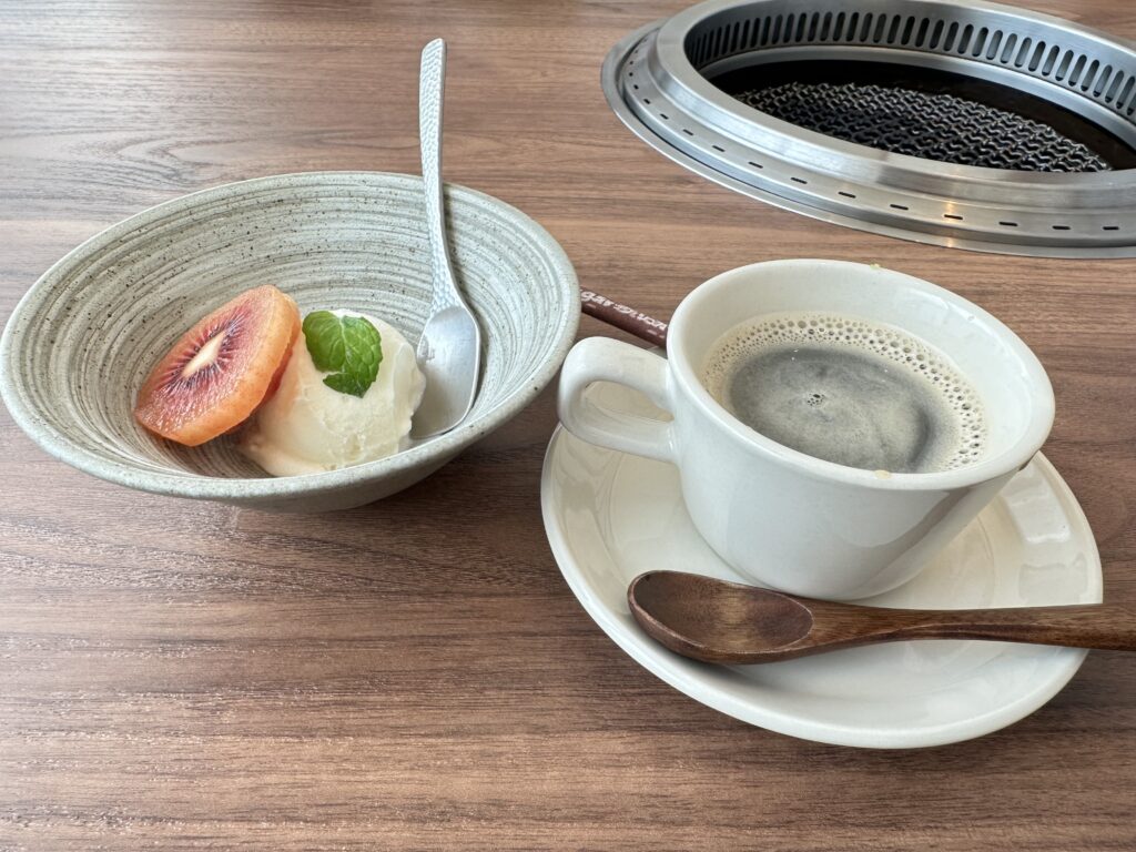 しゃぶしゃぶと焼肉わにくミッドランドスクエア4階 わにくもりランチ デザート ドリンクセット