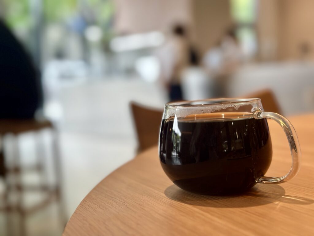 中日ビル ブルーボトルコーヒー名古屋栄カフェ ドリップコーヒーホット