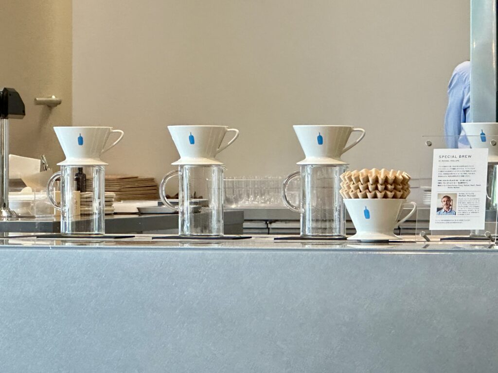 中日ビル ブルーボトルコーヒー名古屋栄カフェ ドリップコーヒー